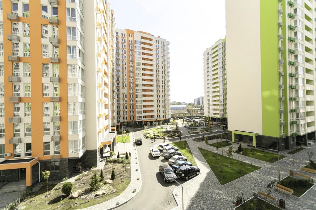 Petrovdom 129-179-191-131 In Rc Nivki Park Space Meets Comfort เคียฟ ภายนอก รูปภาพ