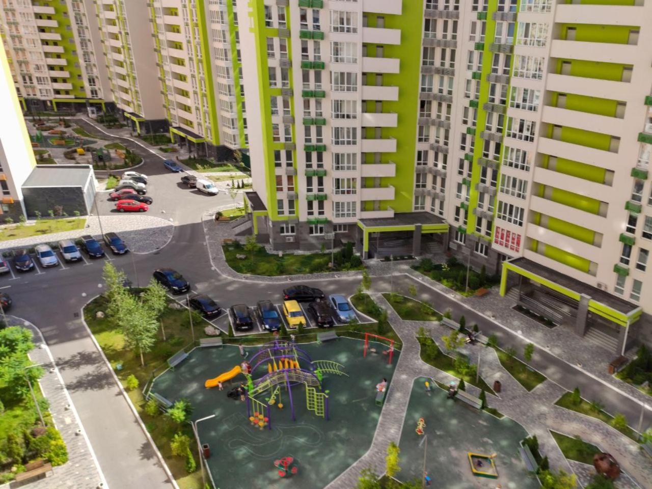 Petrovdom 129-179-191-131 In Rc Nivki Park Space Meets Comfort เคียฟ ภายนอก รูปภาพ